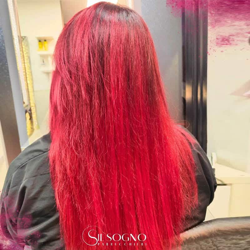 colori-capelli-originali-rosso-acceso-Il Sogno Parrucchieri